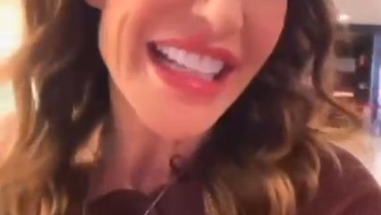 La divertida reacción de Tamara Gorro tras su despiste en 'Y ahora Sonsoles'