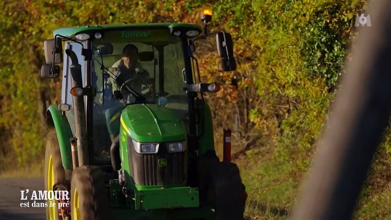 Christophe (L’amour est dans le pré) se confie sur son homosexualité à Karine Le Marchand