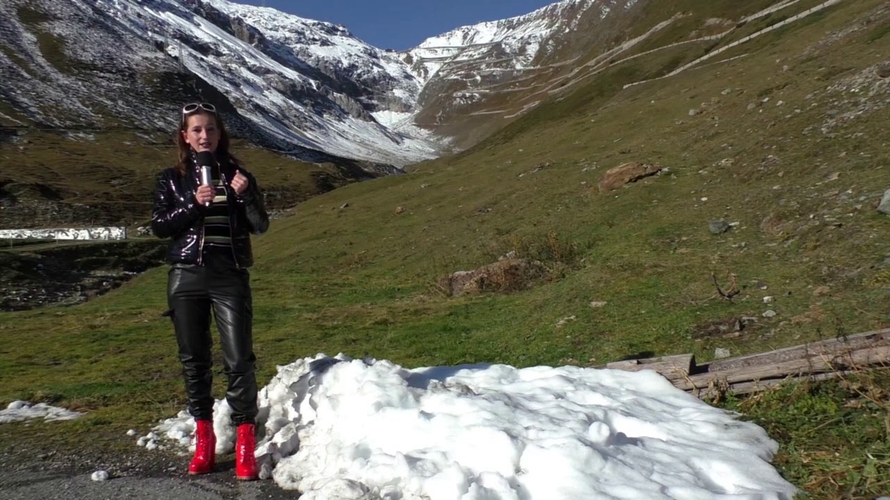 Reportage Stilfserjoch mit Lena: Skifahren auf 3000 m im Herbst (Passo Stelvio).