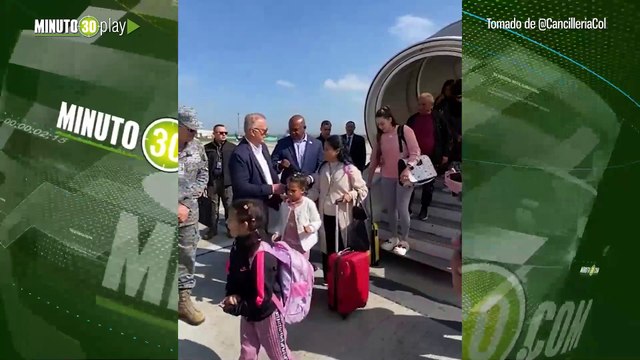 Más de 100 colombianos en Líbano regresan a casa tras 12 horas de vuelo humanitario confirman segundo viaj