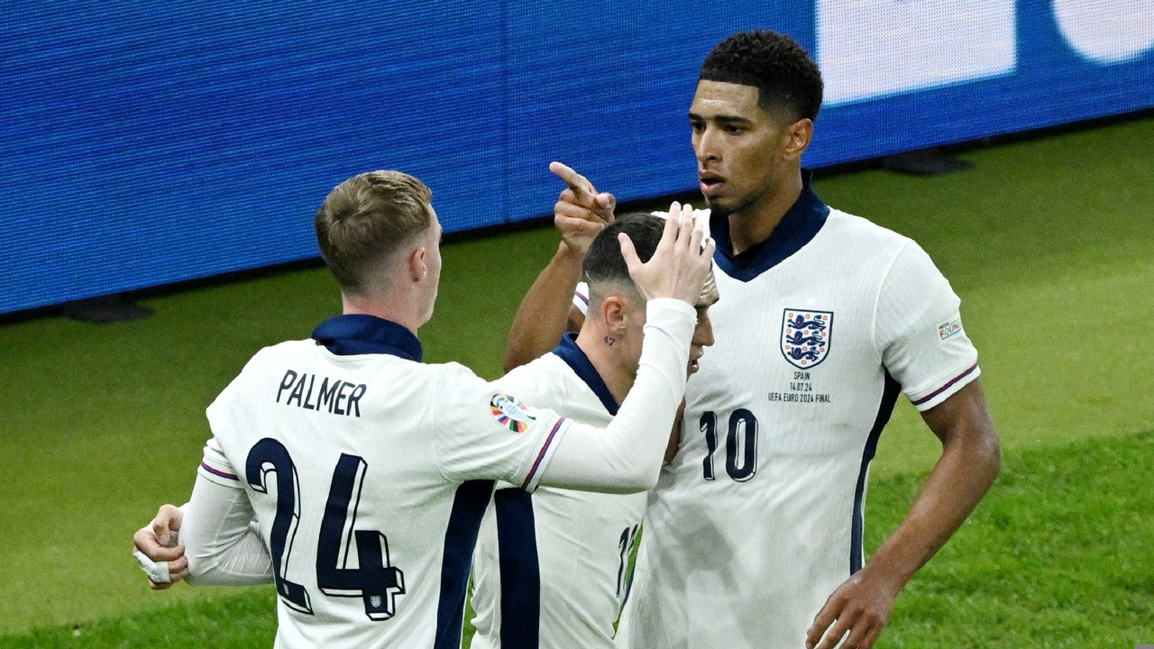 Carsley's plan to fit Bellingham, Palmer and Foden for England