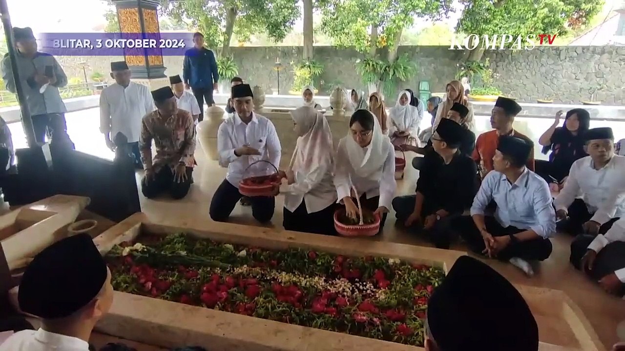 Ditemani Kader, Ketua Umum PSI Kaesang Pangarep Ziarah ke Makam Bung Karno
