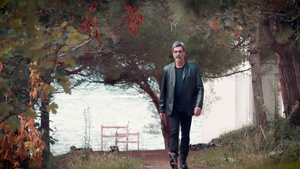 Uğur Işılak - Ne Sendeyim Ne Kendimde (Official Video)