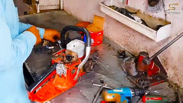 37 Changing Piston and Cylinder of a Chainsaw Engine Chainsaw Chain Sharpening Tools - Skill Spotter