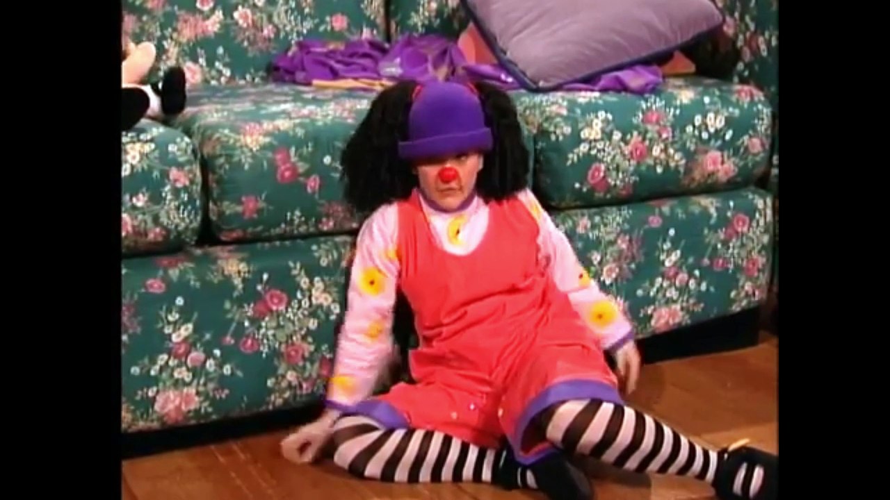 Big Comfy Couch - Clock Rug Stretch (Floppy Version) - video Dailymotion