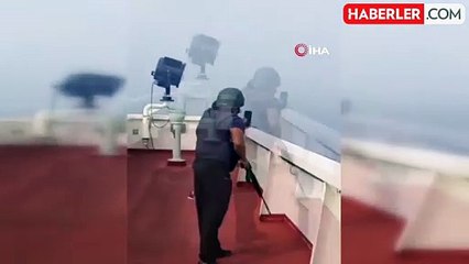 Husiler, Kızıldeniz'de İngiliz petrol tankerini bomba yüklü tekneyle vurdu