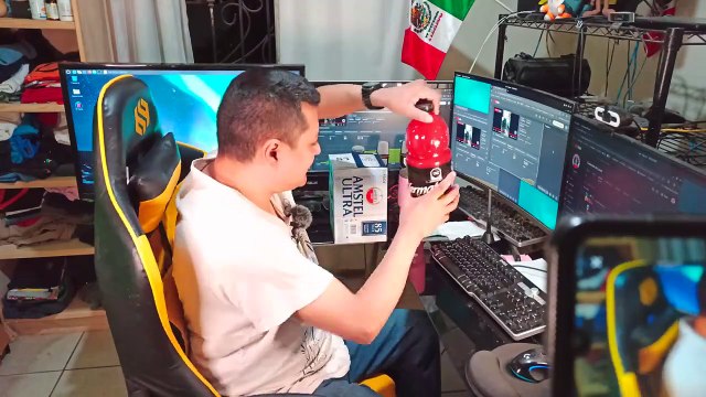#unboxing #Caja de #Cervezas #Amstel #Ultra y #Clamato #Kermato con #Hielo en la #Oficina #agusto