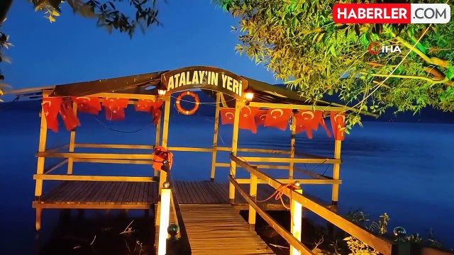 Çıldır Gölü'nde Büyüleyici Gün Batımı Manzarası