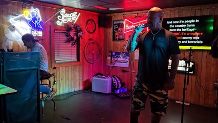 TOM MACDONALD - AMERICA (PERFORMED AT SCOREZ IN LEHI)