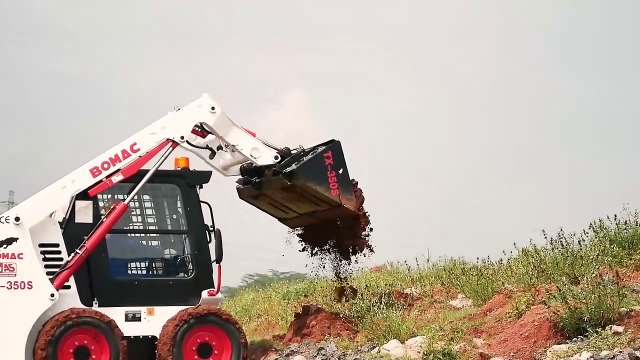 JUAL SKID STEER LOADER CLOSE CABIN DILENGKAPI DENGAN AC - BOMAC TX-350S
