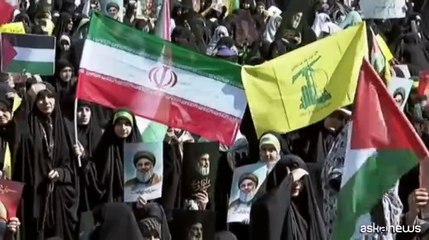 Una folla oceanica a Teheran per commemeorare Nasrallah