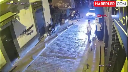 Beyoğlu'nda Kadına Taciz Girişimi, Şüpheliler Gözaltına Alındı