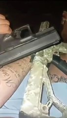 Polícia encontra armas exibidas por criminosos nas redes sociais; um suspeito morreu e outro foi preso