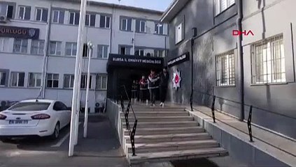 BURSA Mobil şifrelerini ele geçirdikleri müşterilerini 6 milyon lira dolandıran 3 kardeş yakalandı (VİDEO EKLENDİ)