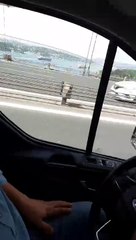 Скачать видео: Az kalsın felaket yaşatacaklardı Boğaz’da tehlikeli dakikalar