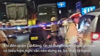 CSGT kể 12 phút đeo bám, vây bắt nghi can cướp ôtô