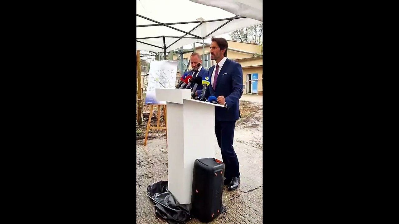 ZÁZNAM: Brífing ZVS za účasti ministra obrany R. Kaliňáka