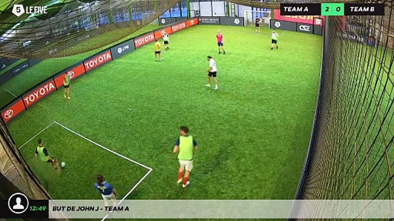 But de John J - Team A