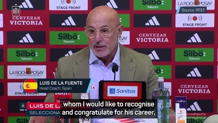 De la Fuente pays tribute to Andres Iniesta