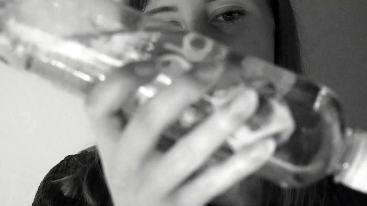 [ASMR] Tapping and Liquid Sound--(Sloshing, Tapping, Scratching)