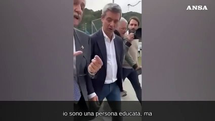 Tải video: Liguria, scintille tra Orlando e Bucci a una fiera