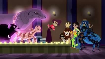 Chris Finds a Goliath Tarantula | Happy Halloween | New Compilation