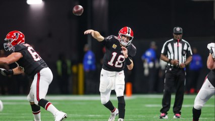 Kirk Cousins Shines with Over 450 Yards in NFL Game