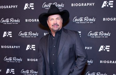 Garth Brooks responde a la demanda en su contra por agresión sexual