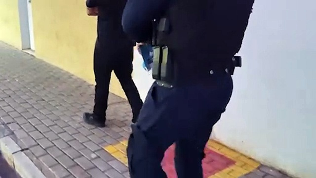 Homem é detido dirigindo carro com placas adulteradas