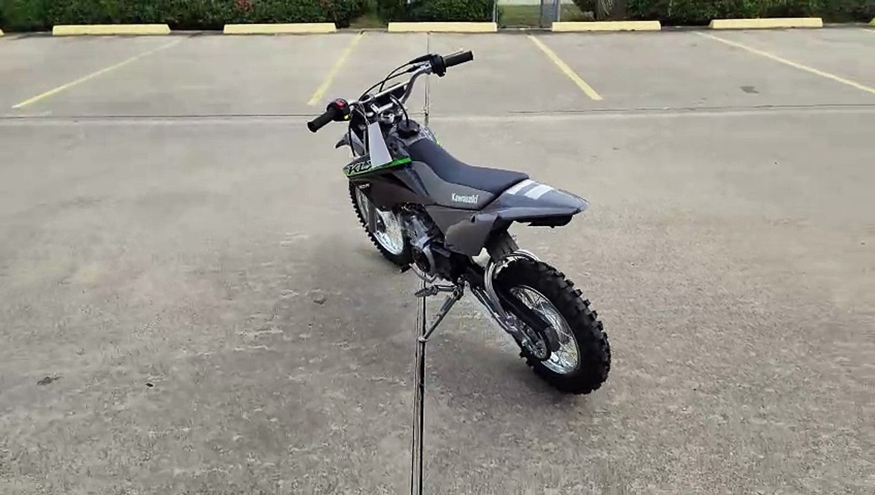 2024 KAWASAKI KLX 110R L IN GREY WALKAROUND video Dailymotion