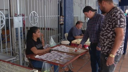 Billeteros reaccionan a la publicación de lista de dueños de libretas