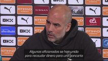 Un periodista le filtra a Guardiola que será protagonista de una pancarta en catalán: la reacción de Pep es para verla más de una vez