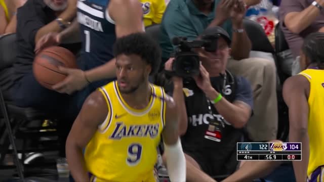 LeBron watches on as Bronny scores first pre-season bucket