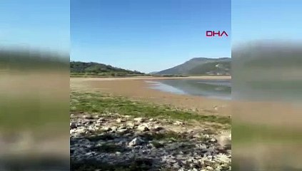 Türkiye'nin bir dev gölü daha buhar oldu
