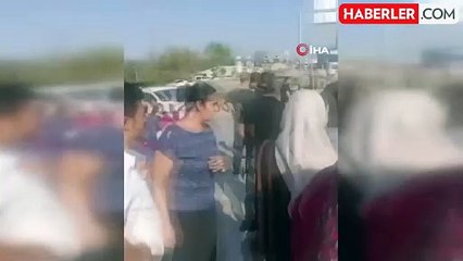 Bebek arabasıyla tırın altında kaldı