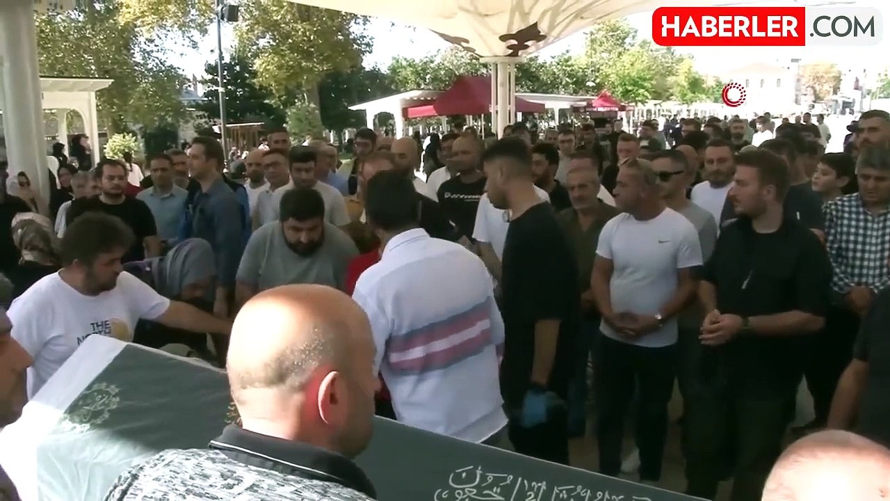 Katledilen İkbal Uzuner'in cenazesinde yürek yakan feryat: Benim bir tane ablam vardı