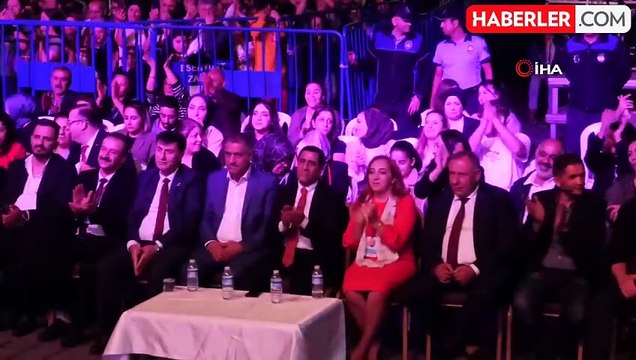 Esenyurt Kardeş Kültürler Festivali'nde İç Anadolu Türküleri Coşkusu