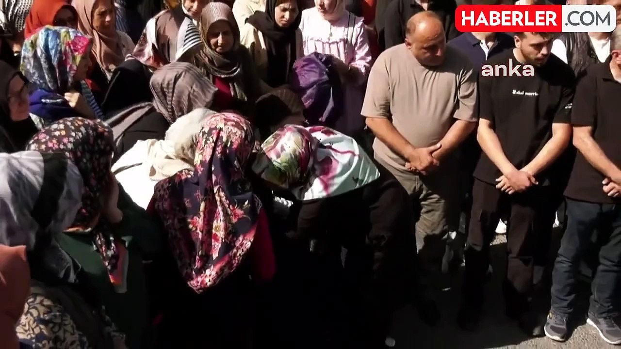 İstanbul'da Katledilen Ayşenur Halil ile İkbal Uzuner Son Yolculuğuna Uğurlandı