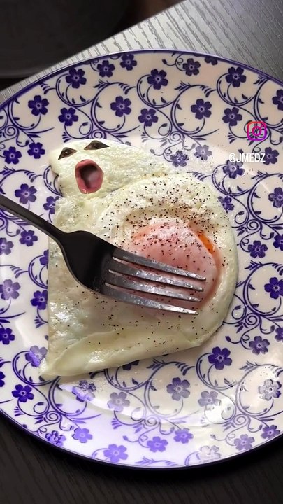 Funny Egg Yolk Video