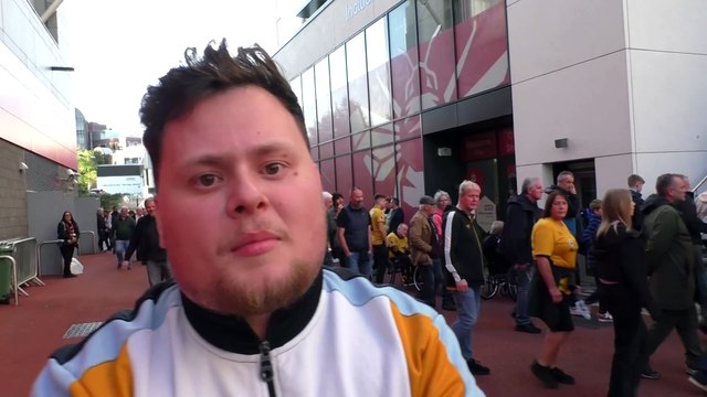 'This is Fosun's fault! The club are a shambles - Furious Wolves fans on Brentford defeat