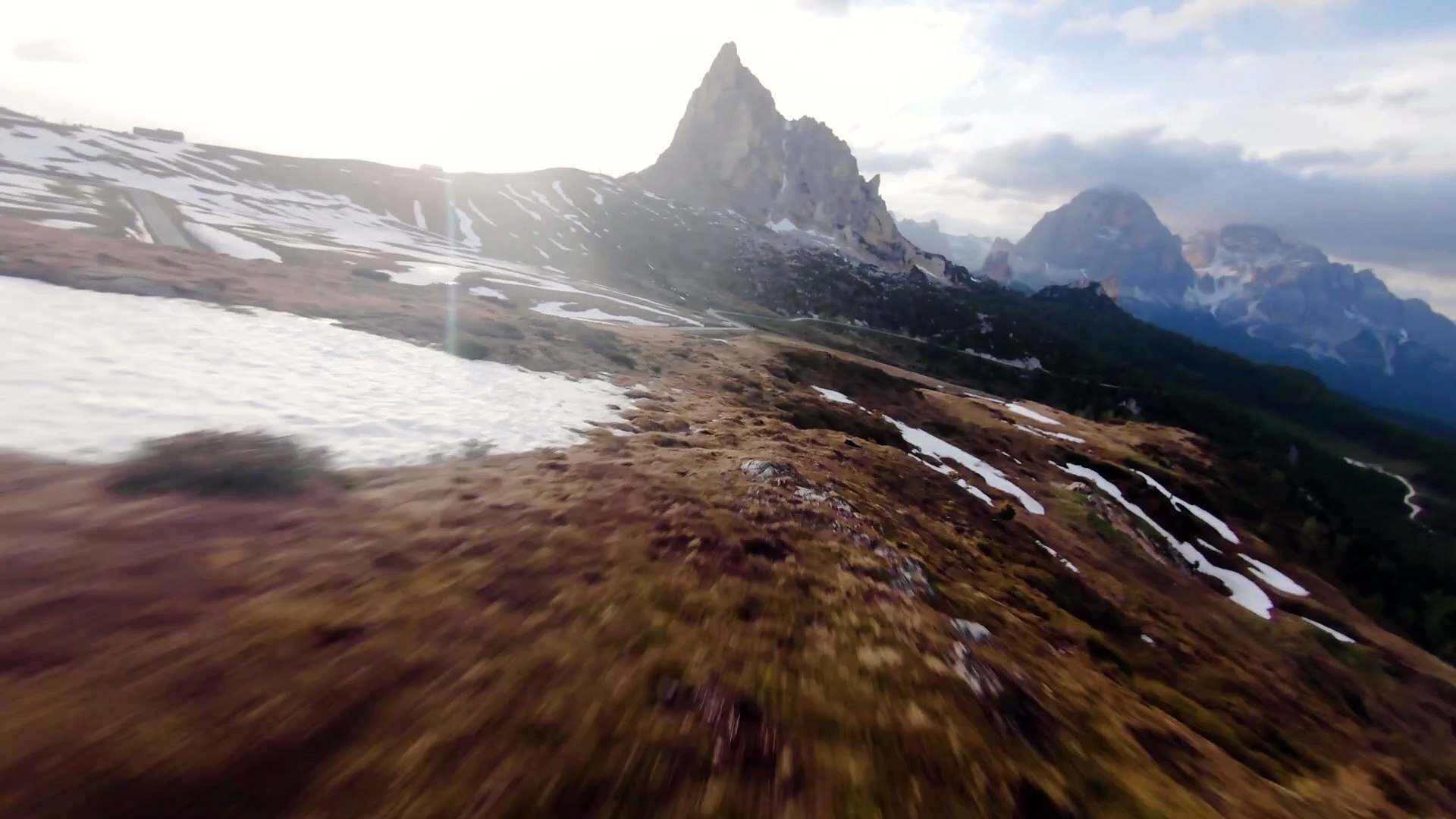 ⁣Flying - Landscape