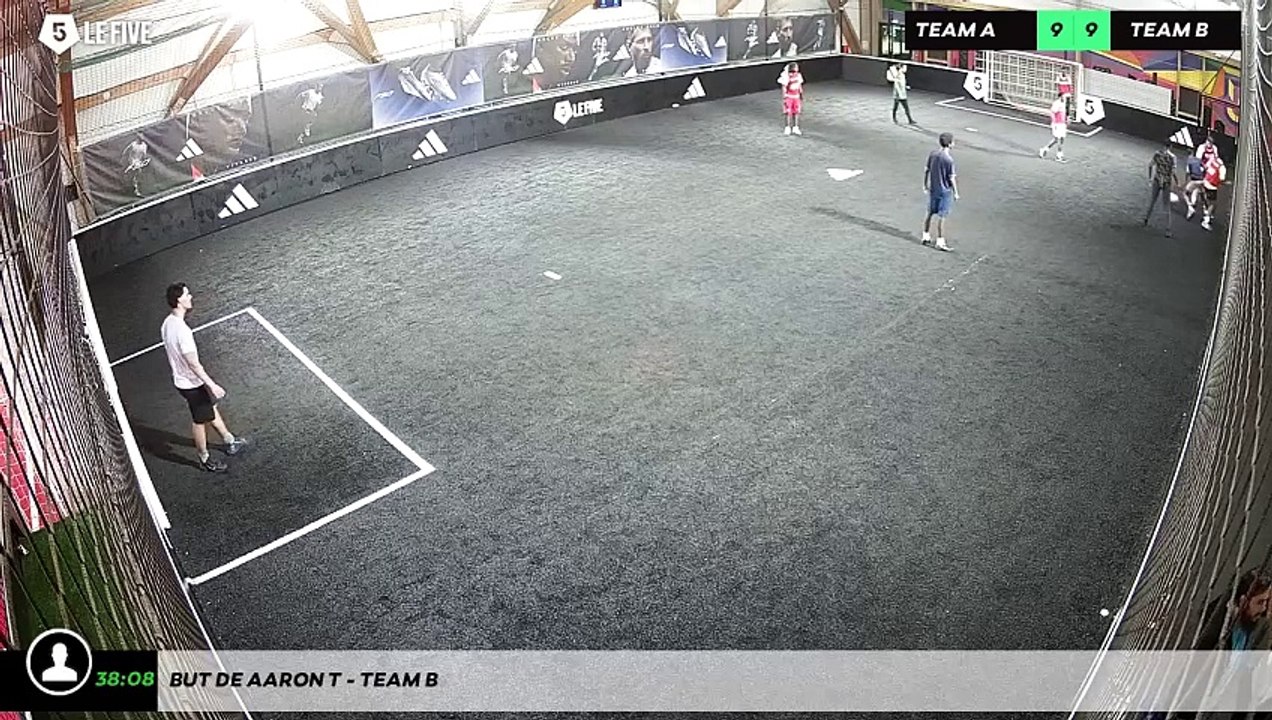 But de Aaron T - Team B