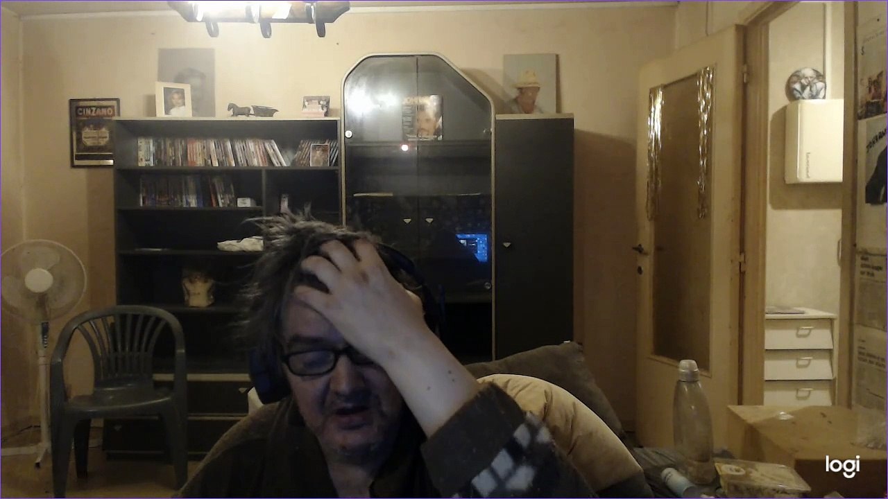 QUAND YOUKI  PLEURNICHE