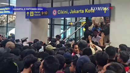 Cerita Warga Terjebak Antrean di Stasiun Manggarai hingga 2 Jam Demi Hadiri Acara di Monas