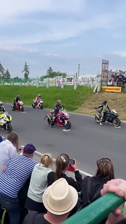 Bike racing