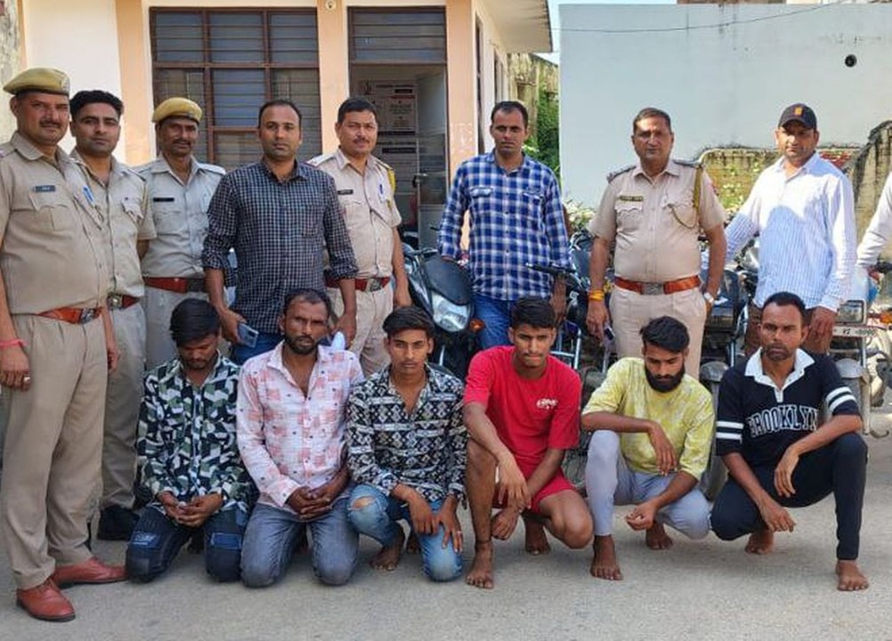 मोटरसाइकिल चोर गिरोह का पर्दाफाश, 23 बाइक बरामद की