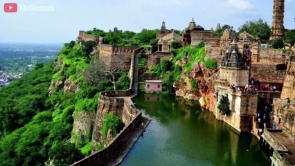 भारत के रहस्यमय किले: छिपे हैं अनकहे राज़ 🔐