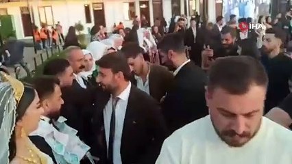 Van'daki düğünde milyonlar havada uçuştu!