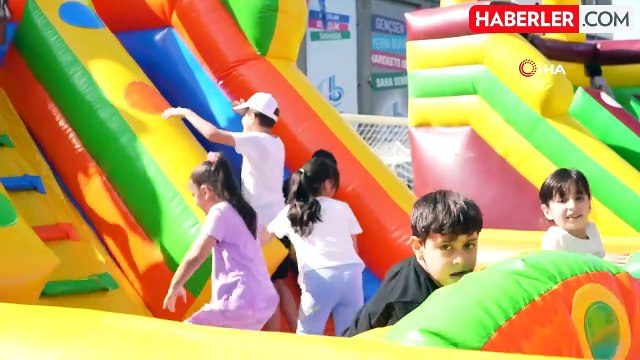 Bağcılar'da 2 bin 446 Çocuk, Sokak Muhafızı Projesi ile Ödüllendirildi