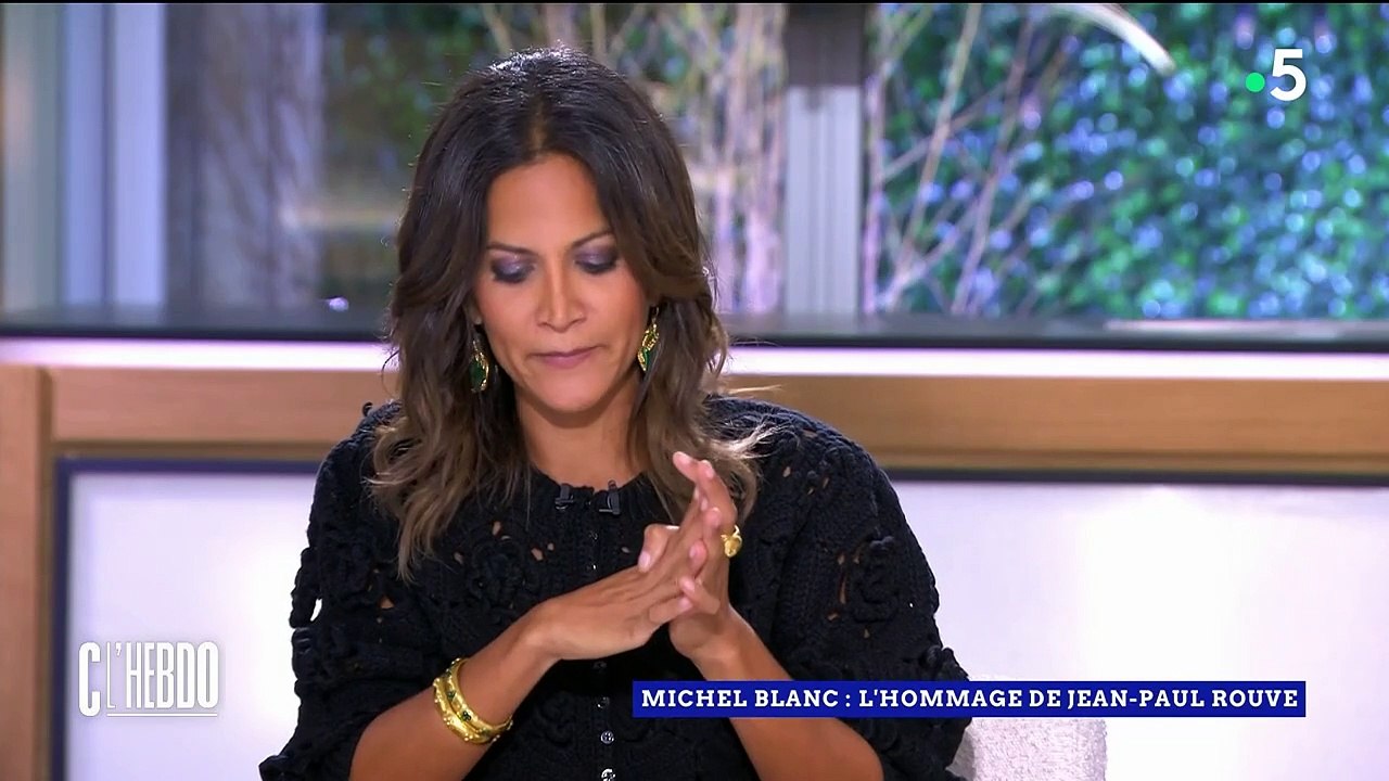 Jean-Paul Rouve pris par l'émotion en rendant hommage à Michel Blanc dans l'émission "C l'hebdo" animée par Aurélie Casse sur France 5